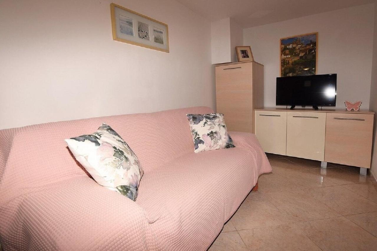 Apartmani Sole Pjescana Uvala Exteriér fotografie
